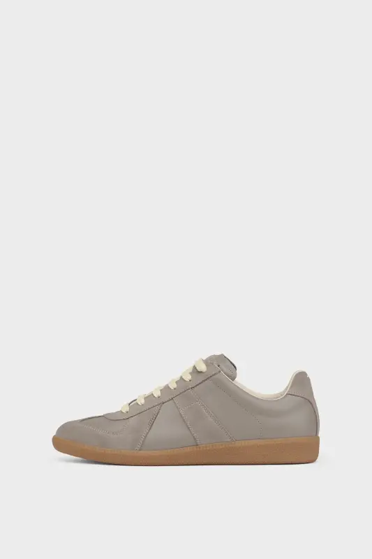 Maison Margiela Replica Sneakers Dirty White Grey online