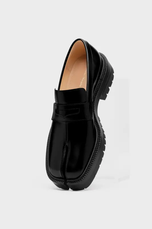 Maison Margiela Womens Black Calf Leather Tabi Loafers Black online